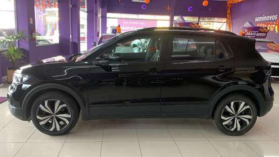 VOLKSWAGEN-T-CROSS-2024