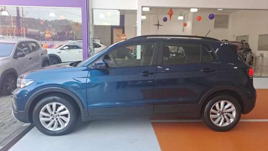 VOLKSWAGEN-T-CROSS-2024