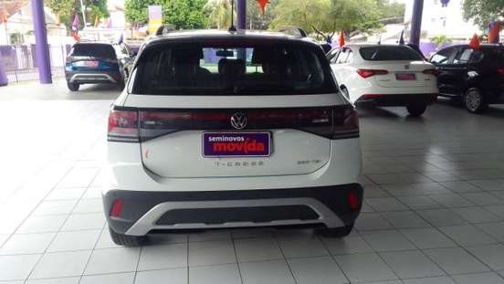 VOLKSWAGEN-T-CROSS-2025