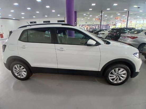 VOLKSWAGEN-T-CROSS-2025