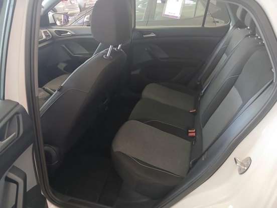 VOLKSWAGEN-T-CROSS-1.0 200 TSI TOTAL FLEX AUTOMÁTICO VOLKSWAGEN-T-CROSS-2025