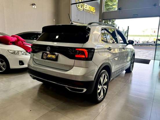 VOLKSWAGEN-T-CROSS-1.0 200 TSI TOTAL FLEX AUTOMÁTICO VOLKSWAGEN-T-CROSS-2021