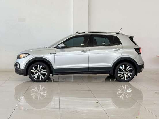 VOLKSWAGEN-T-CROSS-2019