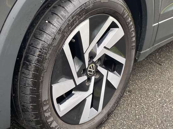 VOLKSWAGEN-T-CROSS-2025