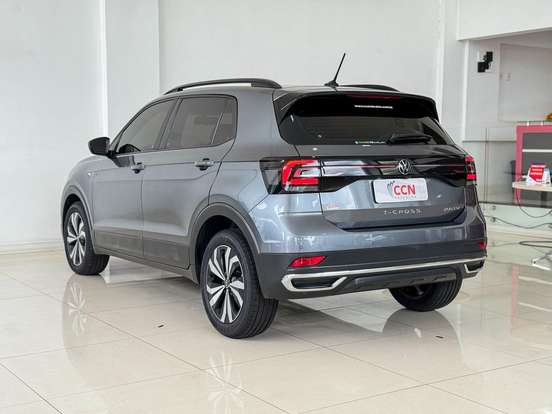 VOLKSWAGEN-T-CROSS-1.0 200 TSI TOTAL FLEX AUTOMÁTICO VOLKSWAGEN-T-CROSS-2023