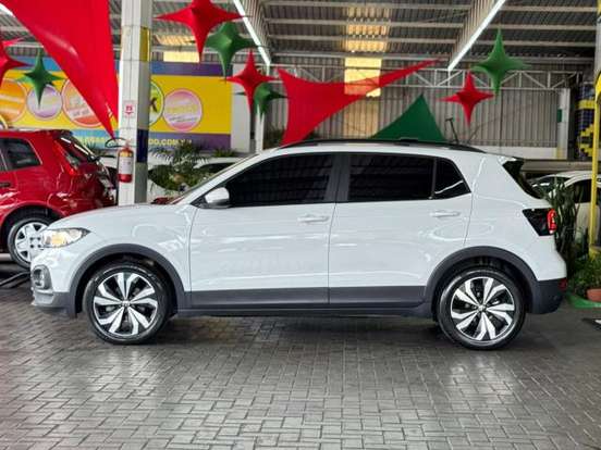 VOLKSWAGEN-T-CROSS-2022