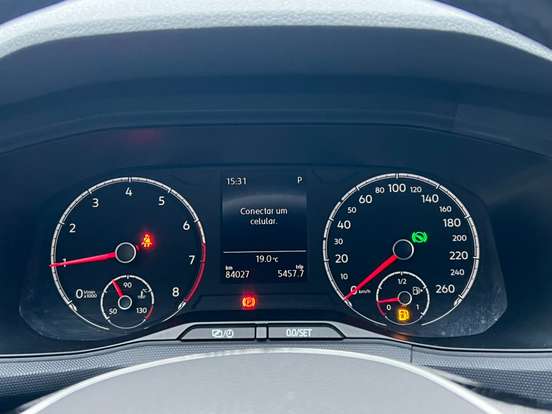 VOLKSWAGEN-T-CROSS-2019