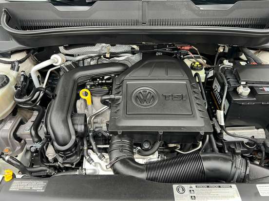 VOLKSWAGEN-T-CROSS-1.0 200 TSI TOTAL FLEX AUTOMÁTICO VOLKSWAGEN-T-CROSS-2019