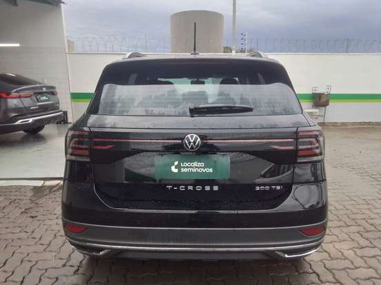 VOLKSWAGEN-T-CROSS-2024