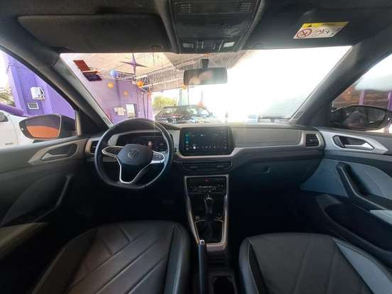 VOLKSWAGEN-T-CROSS-2025
