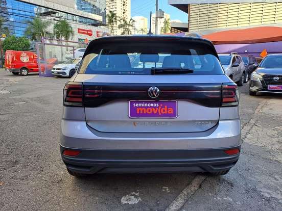 VOLKSWAGEN-T-CROSS-2024