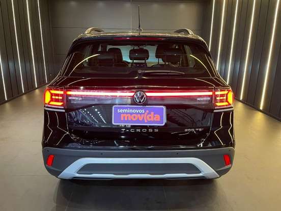 VOLKSWAGEN-T-CROSS-2025