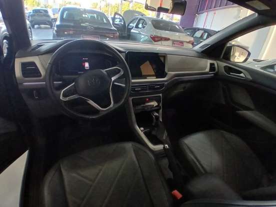 VOLKSWAGEN-T-CROSS-2025