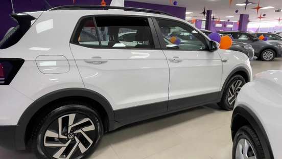 VOLKSWAGEN-T-CROSS-2024