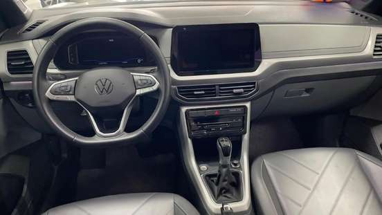 VOLKSWAGEN-T-CROSS-2024