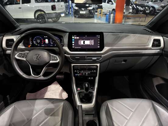 VOLKSWAGEN-T-CROSS-2025