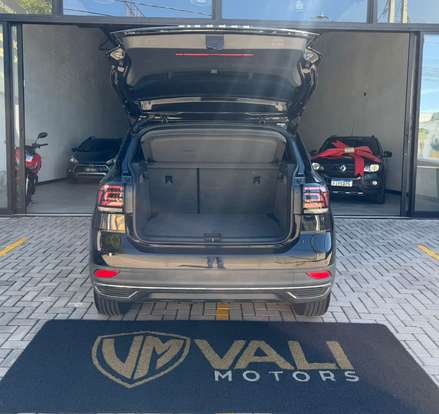 VOLKSWAGEN-T-CROSS-2019