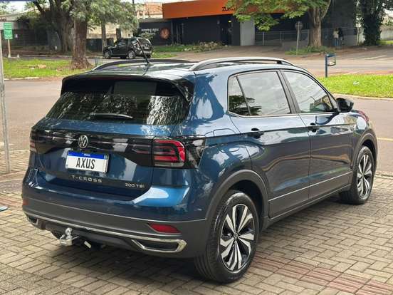 VOLKSWAGEN-T-CROSS-2023