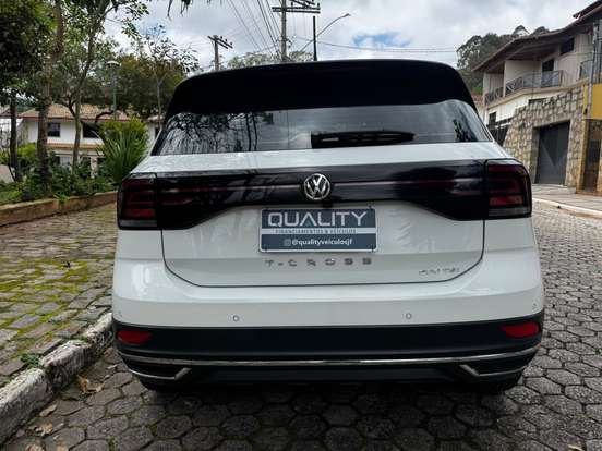VOLKSWAGEN-T-CROSS-1.0 200 TSI TOTAL FLEX COMFORTLINE AUTOMÁTICO VOLKSWAGEN-T-CROSS-2020