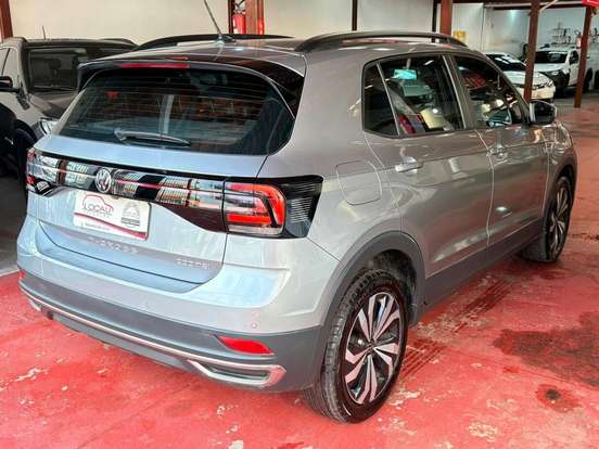 VOLKSWAGEN-T-CROSS-2024