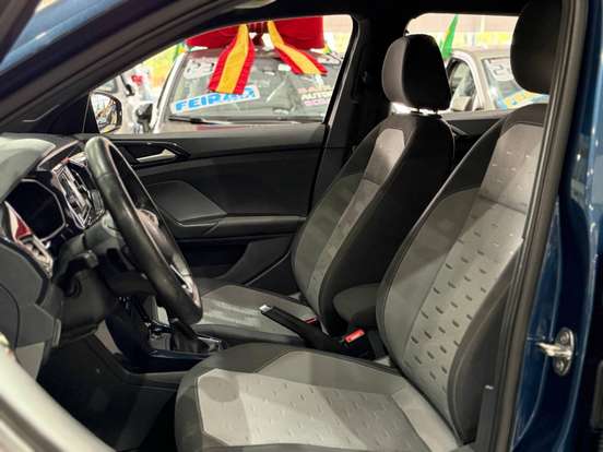 VOLKSWAGEN-T-CROSS-2023