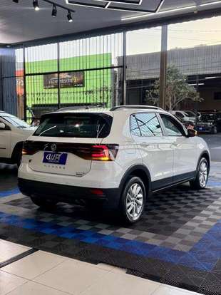 VOLKSWAGEN-T-CROSS-2023