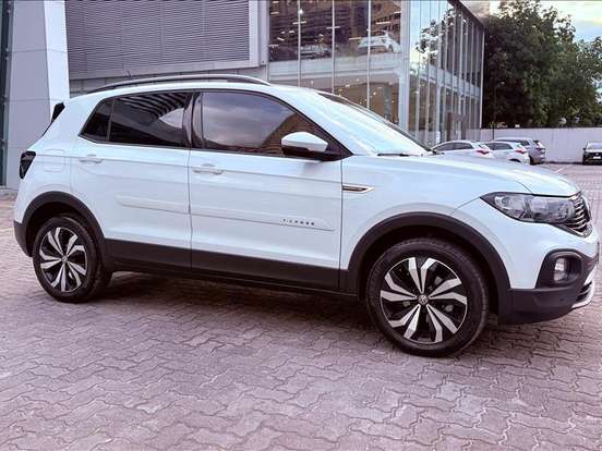 VOLKSWAGEN-T-CROSS-1.0 200 TSI TOTAL FLEX COMFORTLINE AUTOMÁTICO VOLKSWAGEN-T-CROSS-2021