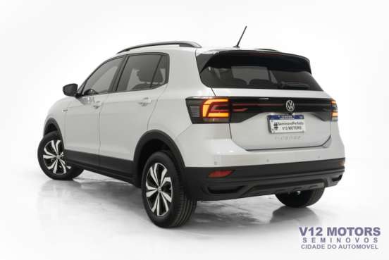 VOLKSWAGEN-T-CROSS-2023