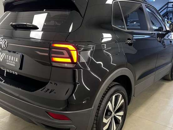 VOLKSWAGEN-T-CROSS-1.0 200 TSI TOTAL FLEX SENSE AUTOMÁTICO VOLKSWAGEN-T-CROSS-2022