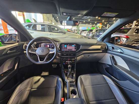 VOLKSWAGEN-T-CROSS-2024