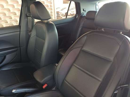 VOLKSWAGEN-T-CROSS-1.4 250 TSI TOTAL FLEX HIGHLINE AUTOMÁTICO VOLKSWAGEN-T-CROSS-2024