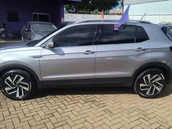 VOLKSWAGEN-T-CROSS-1.4 250 TSI TOTAL FLEX HIGHLINE AUTOMÁTICO VOLKSWAGEN-T-CROSS-2025