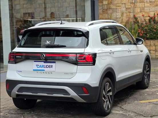VOLKSWAGEN-T-CROSS-1.4 250 TSI TOTAL FLEX HIGHLINE AUTOMÁTICO VOLKSWAGEN-T-CROSS-2024