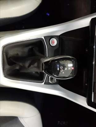VOLKSWAGEN-T-CROSS-2021