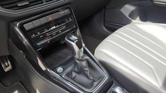 VOLKSWAGEN-T-CROSS-2025