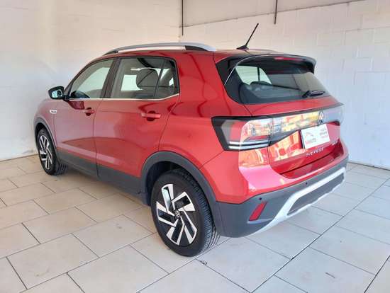 VOLKSWAGEN-T-CROSS-2024