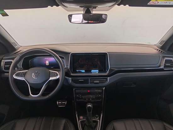 VOLKSWAGEN-T-CROSS-2024