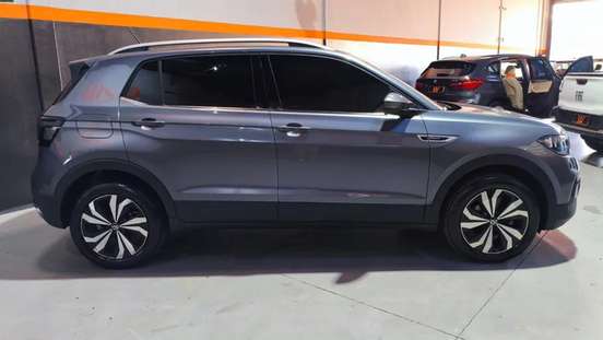 VOLKSWAGEN-T-CROSS-2024