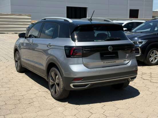 VOLKSWAGEN-T-CROSS-1.4 250 TSI TOTAL FLEX HIGHLINE AUTOMÁTICO VOLKSWAGEN-T-CROSS-2023