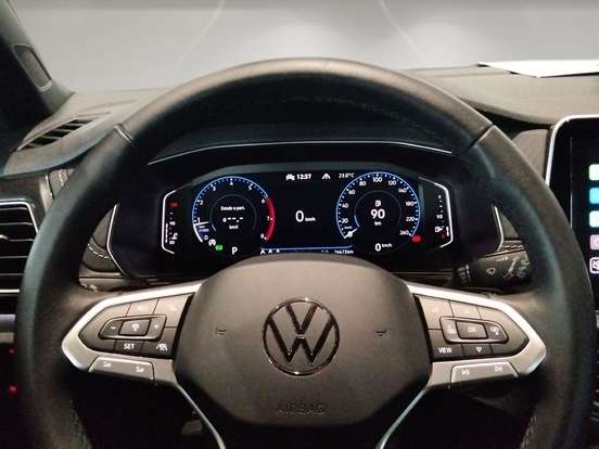 VOLKSWAGEN-T-CROSS-2025