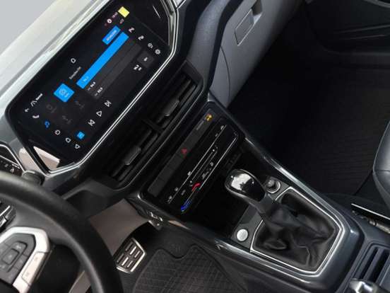 VOLKSWAGEN-T-CROSS-2024