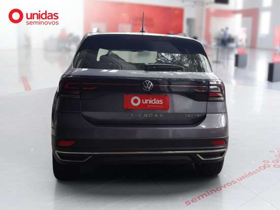 VOLKSWAGEN-T-CROSS-2024