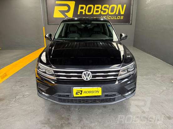 VOLKSWAGEN-TIGUAN-2018