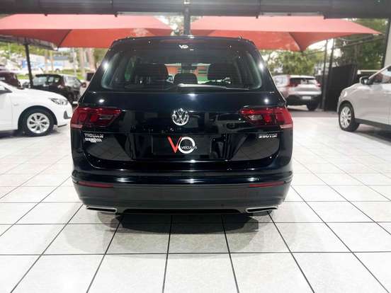 VOLKSWAGEN-TIGUAN-2019