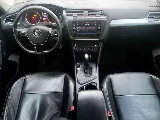 VOLKSWAGEN-TIGUAN-2019