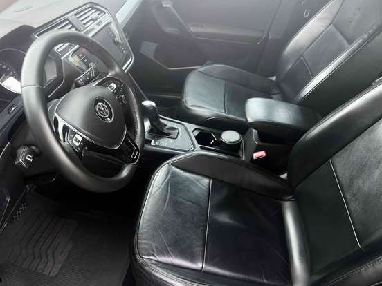 VOLKSWAGEN-TIGUAN-2019