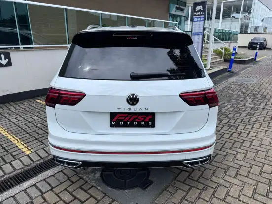 VOLKSWAGEN-TIGUAN-2024