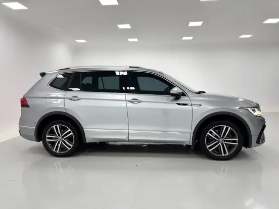 VOLKSWAGEN-TIGUAN-2024