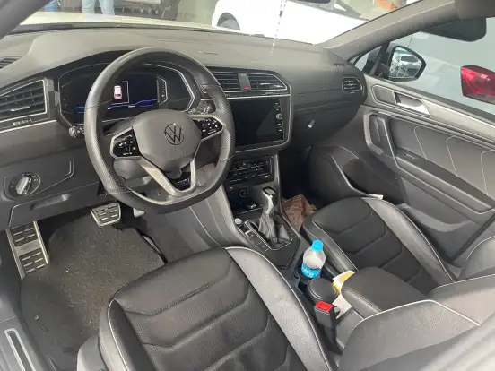 VOLKSWAGEN-TIGUAN-2024