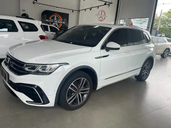 VOLKSWAGEN-TIGUAN-2024
